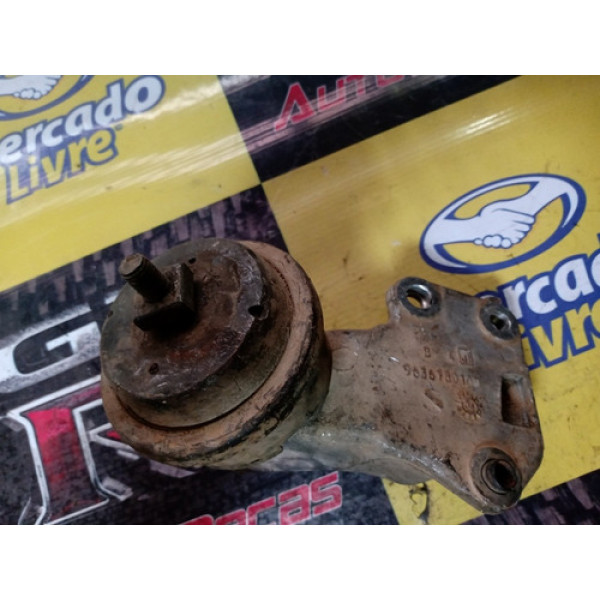 Suporte Coxim Motor 206 207 1.6 16v 08a13 9636780180 Usado