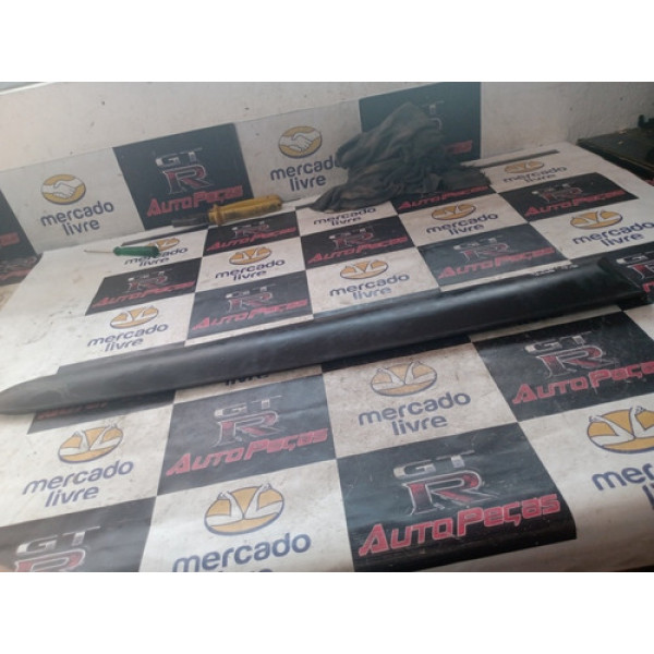 Friso Porta Traseiro Direito  Renault Scenic 7700841672