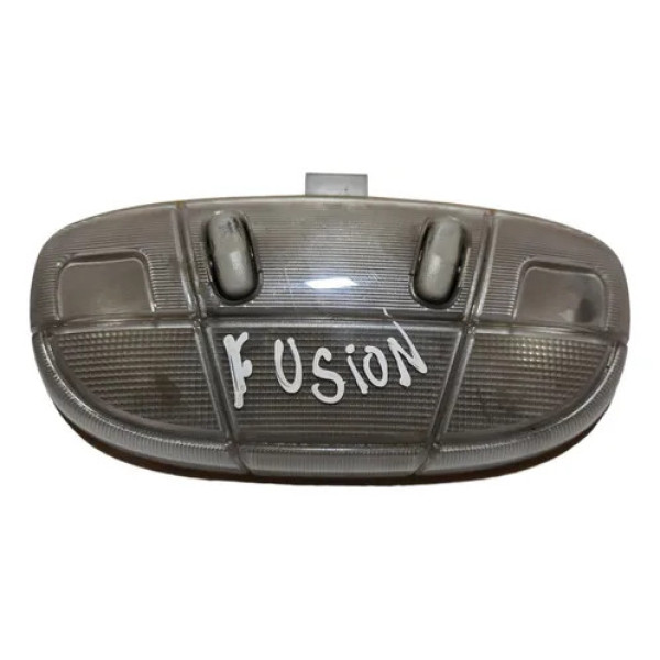 Luz Teto Cortesia Ford Fusion