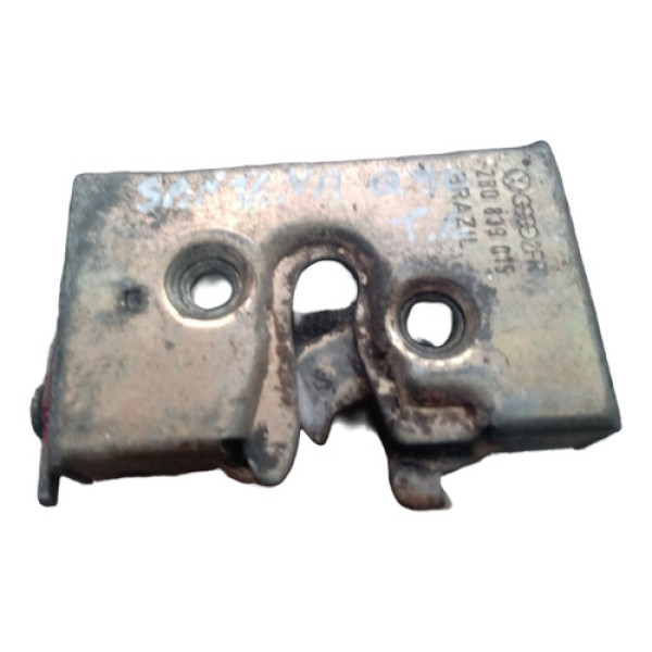 Fechadura Porta Traseira Santana Quantum 85...90 (esquerda)