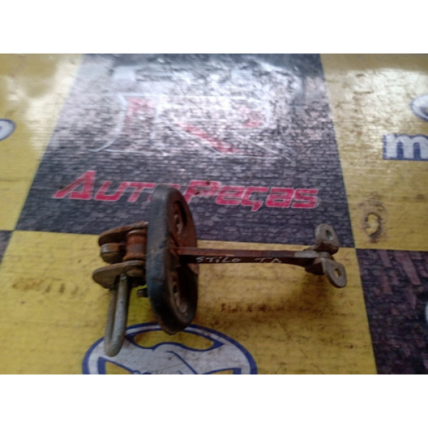 Limitador Porta Fiat Stilo Traseiro Direito Usado