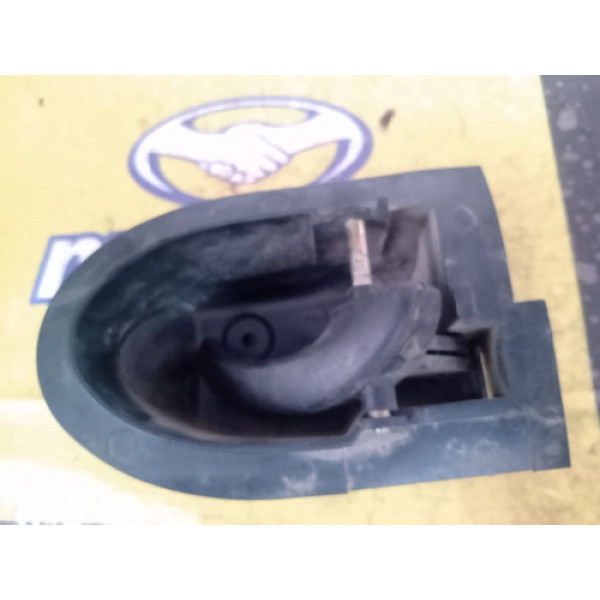 Maçaneta Interna Ld Ford Fiesta 96/02 96fga22600 Ys61a22600a