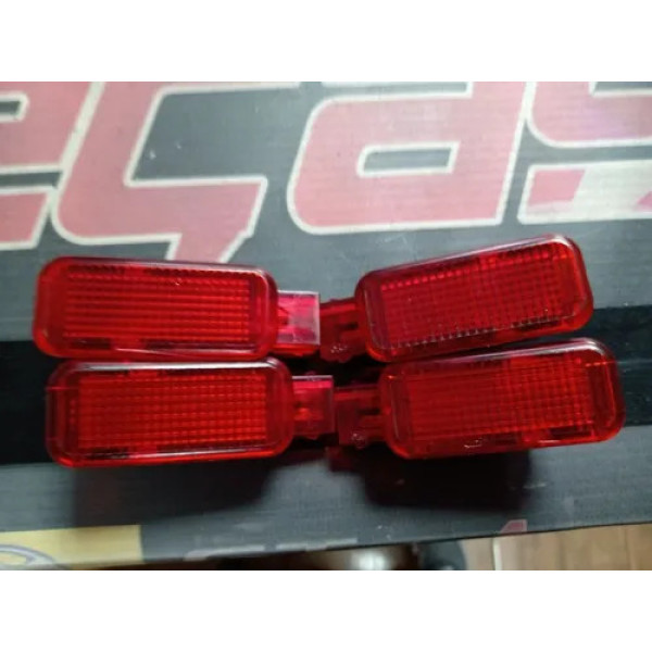 Luz De Cortesia Vermelha Porta Audi Q5 Tfsi 2.0 2011