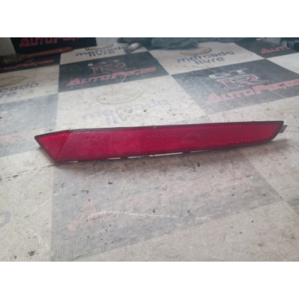 Refletor Olho De Gato Parachoque Traseiro Hb20 Hatch 16/19
