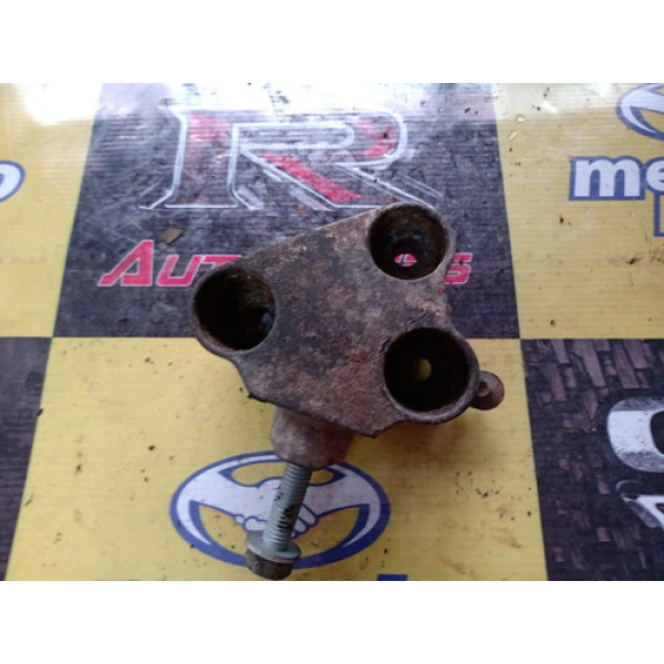 Suporte Do Coxim Lado Direito Renault Clio  1.0 034225 Usado