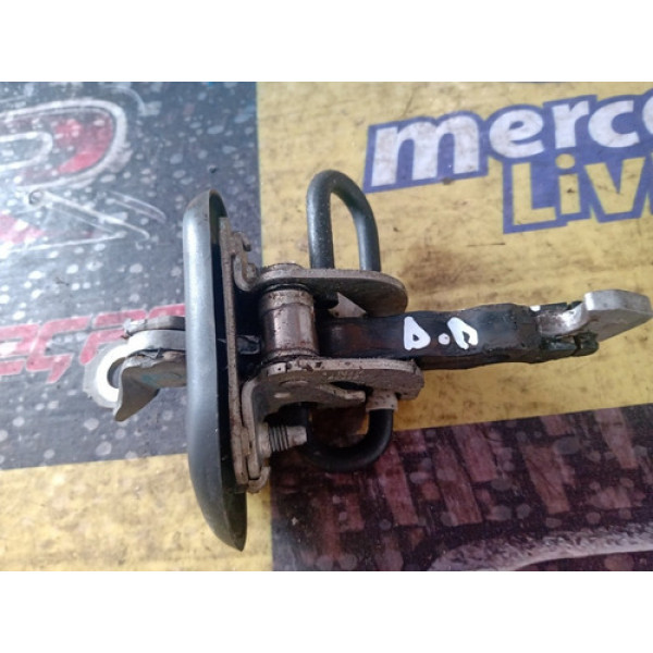 Limitador De Porta Fiat Linea 2010 Dianteiro Direito Usado