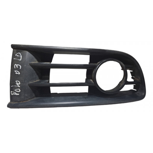 Grade Farol De Milha Lado Direito  Polo 03