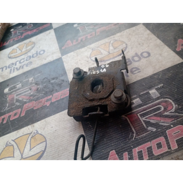 Fechadura Capo Ford Fiesta 06 Usado