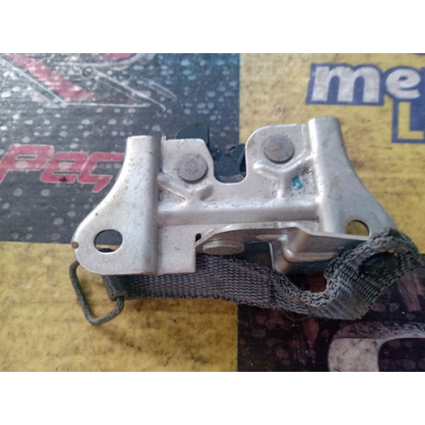 Fechadura Banco Traseiro Fiat Linea 2010 Usado 
