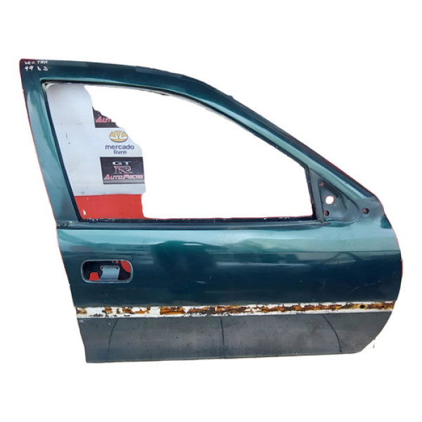 Porta Dianteira Direita Gm Vectra 97/06
