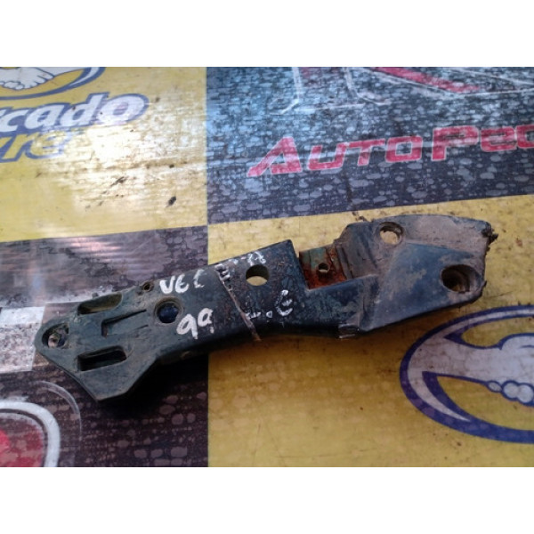 Suporte Guia Para-choque Diant. Esq. Vectra 97 Usad