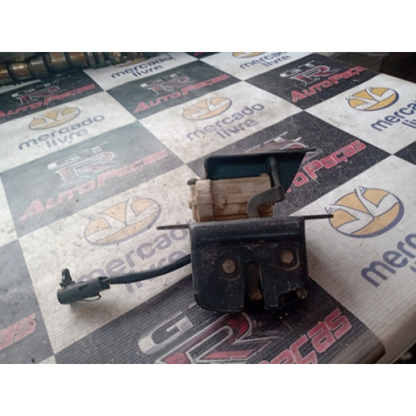 Fechadura Tampa Traseira Fiat Stilo Usado 