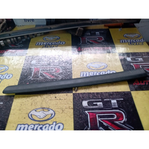 Friso Porta Traseira Esquerda Vw Polo 6q4853753 Usado
