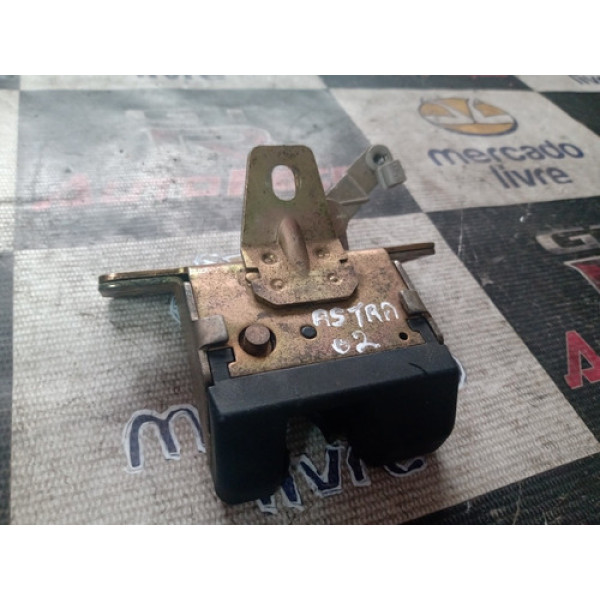 Fechadura Tampa Traseira Gm Vectra 09130569 Original Usado