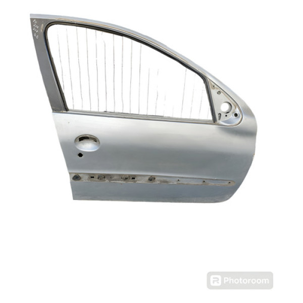 Porta Dianteira Direita Peugeot 206/207
