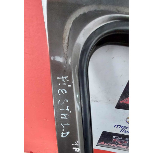 Porta Dianteira Direita Ford Fiesta 96/01
