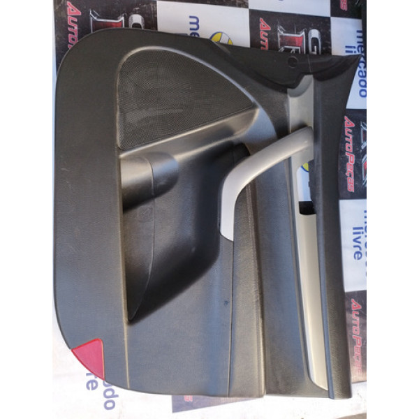 Forro De Porta Dianteiro Direito Kia Sorento 2012 823202p000