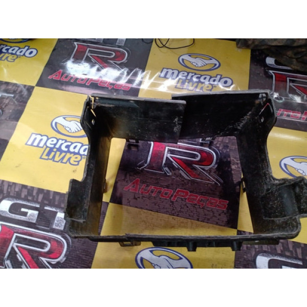 Caixa De Bateria Volkswagen Polo 03  6q0915419g Usado