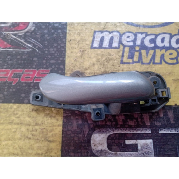 Maçaneta Interna Fiat Stilo 04 1.8 Traseiro Direita Usado
