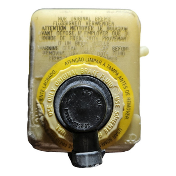 Reservatório Fluido Freio Audi A3 1.8 20v 99 00 01