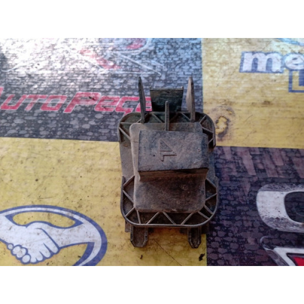 Tampa Farol Fiat Stilo 40781749 Usado Original