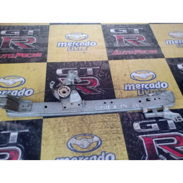 Maquina De Vidro Manual Traseira Direita - Classe A 160 190