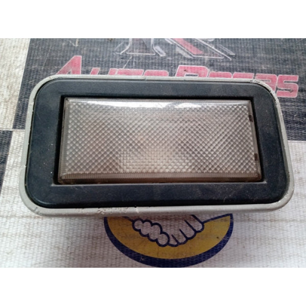 Luz Cortesia Uno 92 1800340