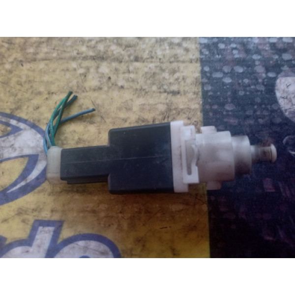 Interruptor Pedal Freio Fiat Punto Stilo 46840510 Usado