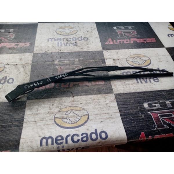 Braco Limpador Traseiro Classe A A1688201044