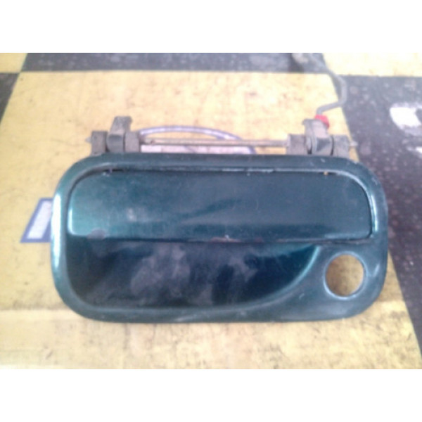 Maçaneta Externa Dianteira Esquerda Vectra 99 C/ Defeito