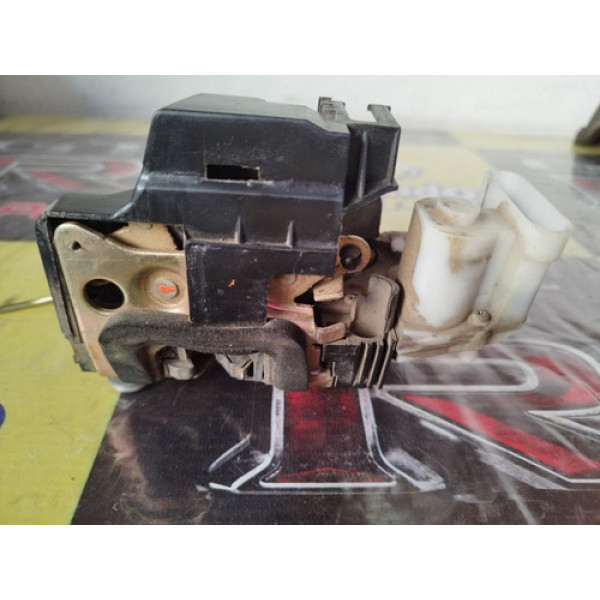 Fechadura Porta Dianteira Esquerda Palio Sapao / Siena 2008