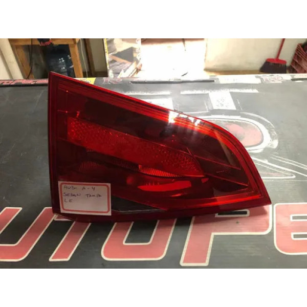 Lanterna Esquerda Tampa Audi A4 2008 2009 2010 2011 2012 Esquerdo Vermelho