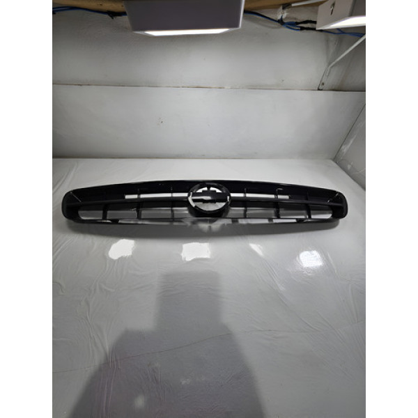 Grade Radiador Corsa Montana