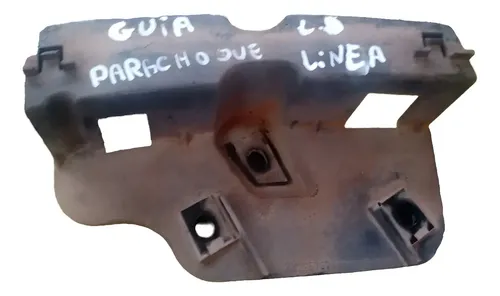 Guia Para-choque Fiat Linea Lateral Direito Usado 45225757
